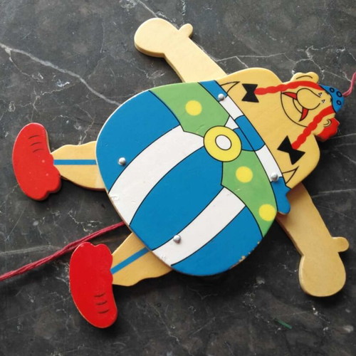 Wooden Obelix mobile toy used