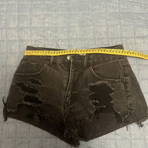 Pull&Bear women's black ripped denim shorts, size M EUR 38