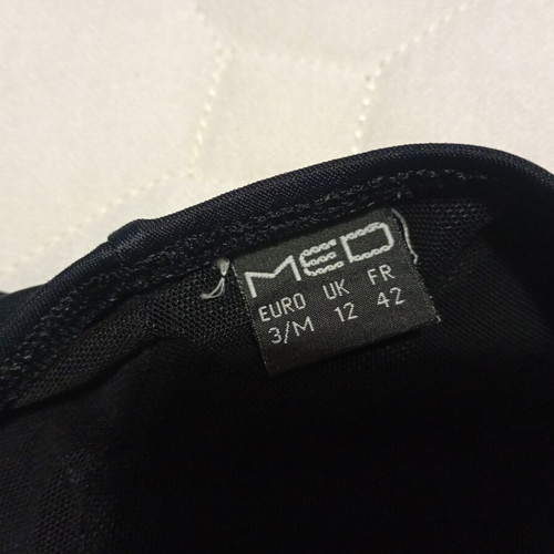 Med Brazilian bottom black, like new