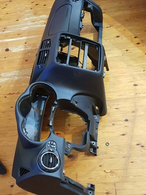 Alfa Romeo GT dashboard used