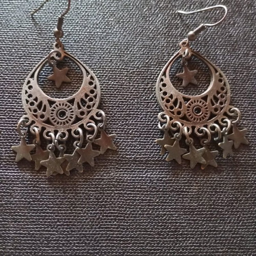 Boho earrings two pairs like new