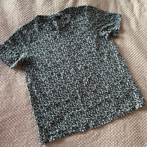 Marks & Spencer short-sleeve blouse like new with floral pattern, size L