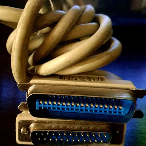 Parallel connection cable D-SUB 25-Pin male - Centronics 36-Pin male used