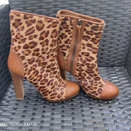 Ugg Vintage boots used, leopard print, size 37.5