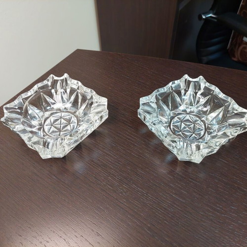 Crystal vintage ashtrays like new, set of 2