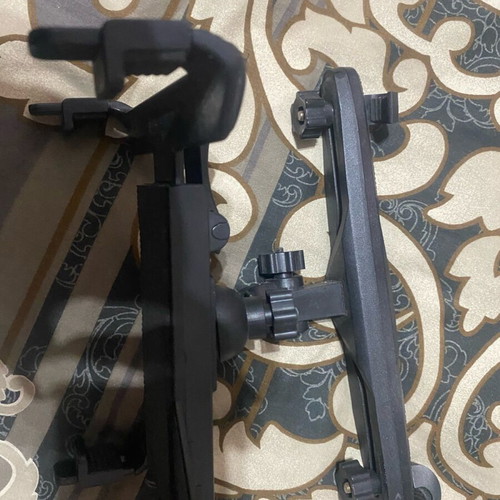 Car tablet holder like new, for headrest and window