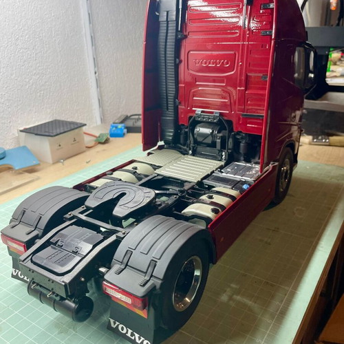 Volvo FH16 Remote Control Truck 1:14 Scale like new