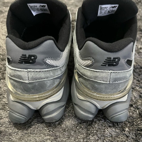 New Balance 9060 new sneakers size 42.5 black and gray