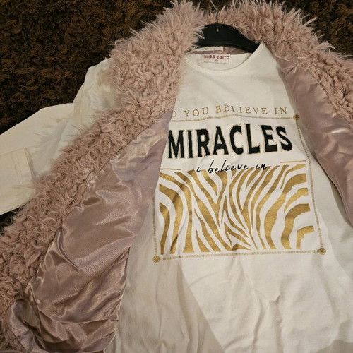 Fur vest and long-sleeve set like new, size 12, pink