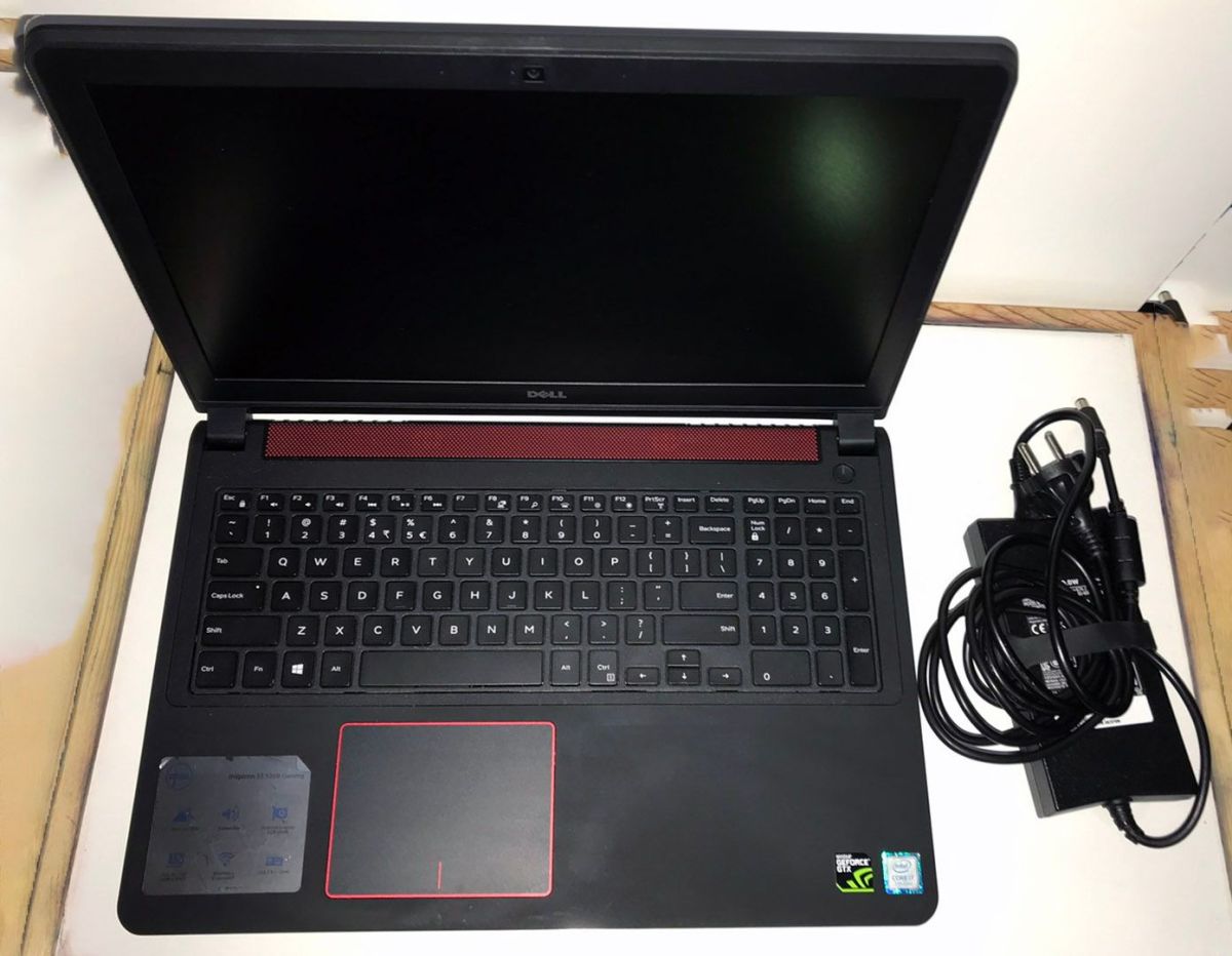 Dell Inspiron 15 (5577) - i7-7700HQ - 16GB - 512GB SSD - GTX 1050 4GB - Win  10 pro Gaming Laptop