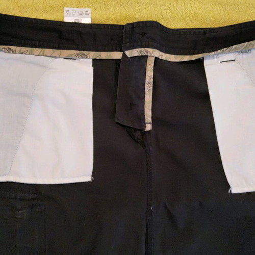 Columbia women's skirt size 38 UK 10 like new, black