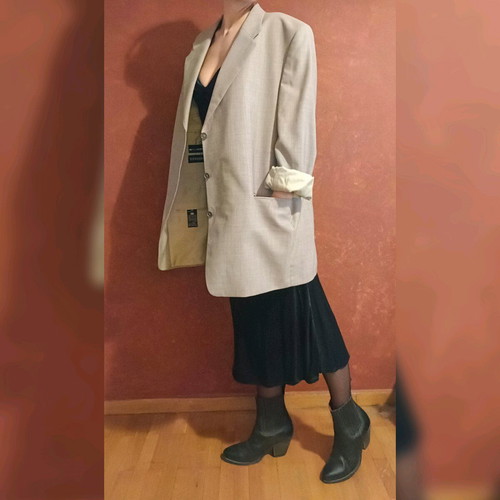 Oversized vintage wool blazer like new, grey-beige