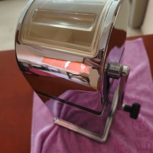 Hendi ice crusher manual with stainless steel blades and scoop
