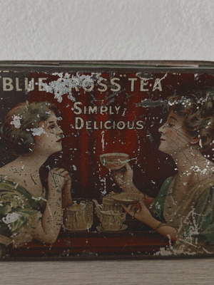 Μεταλλικό κουτί τσαγιού "IT' S BLUE CROSS TEA" μεταχειρισμένο, Αγγλίας 1920-1930