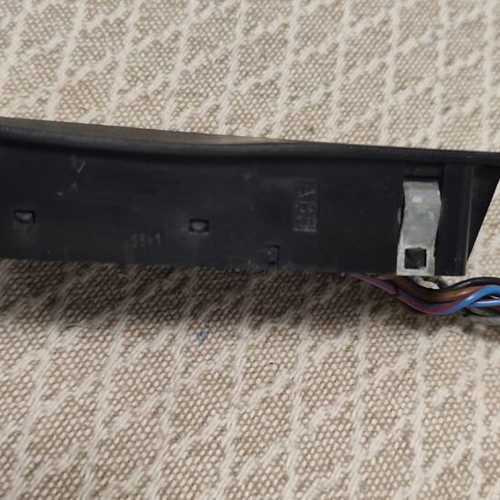 Astra F window switch used for 3-door model