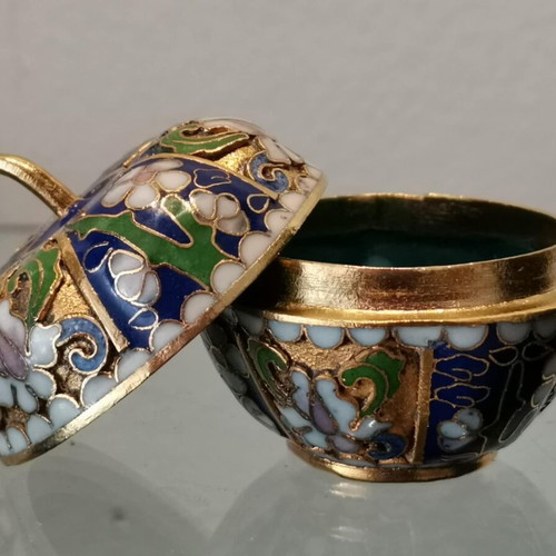 Cloisonne decorative pumpkin used with floral motifs
