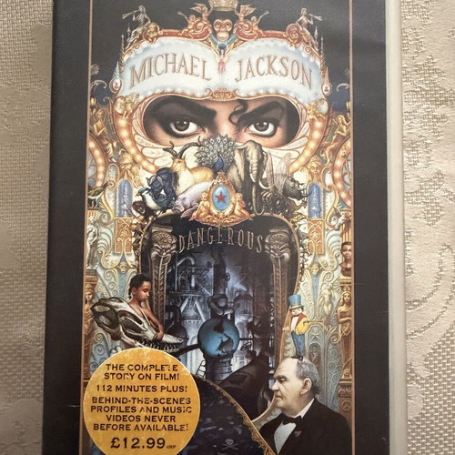 Michael Jackson Dangerous short films VHS like new, pop