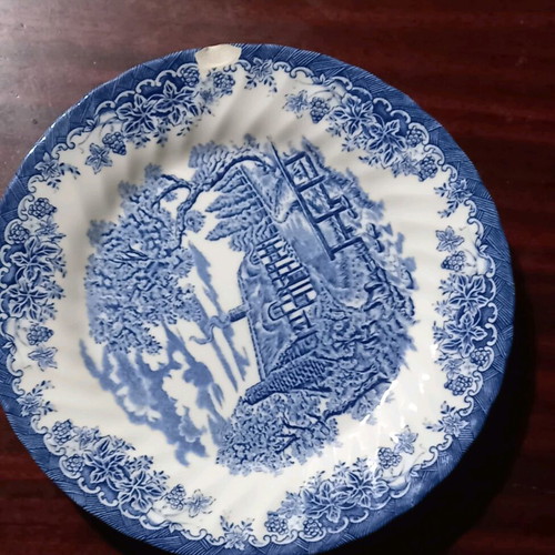 Churchill plate used with chip, decorative