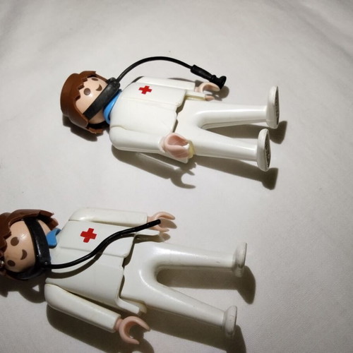 Playmobil 3340 nurse figures, set of 2