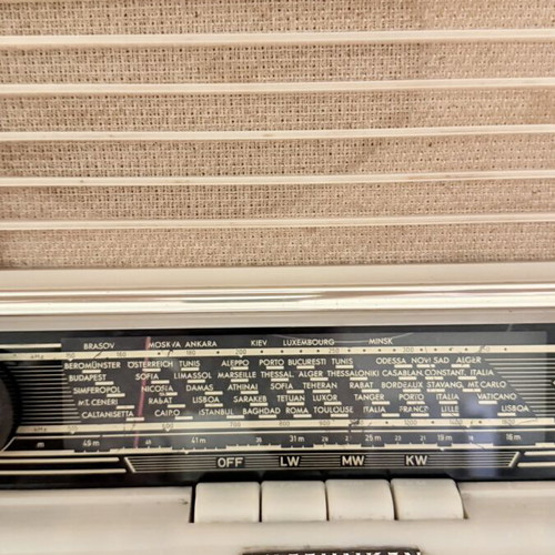 Telefunken Superheterodyne D 647 B vintage radio used