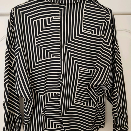MANGO satin shirt black-beige XS like new