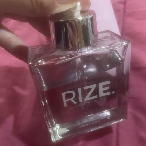 Rize Hair Oil new with natural ingredients for long hair