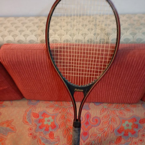 Tennis racket