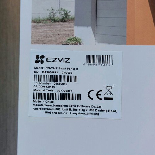 EZVIZ Wireless Camera Kit with Solar Panel like new, 1080P