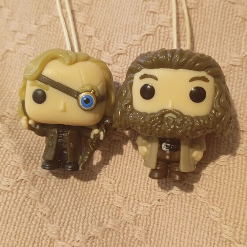 Kinder Funko Pop small figures like new, set of 2