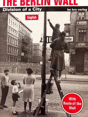 The Berlin Wall book new, English
