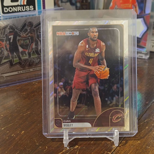 2025-26 Topps NBA Hoops #28 Evan Mobley Cleveland Cavaliers card