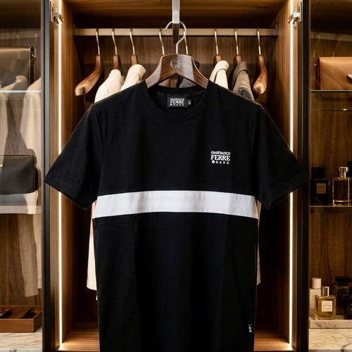 Gianfranco Ferre Bold-Stripe Sport T-Shirt Size XL like new, black and white