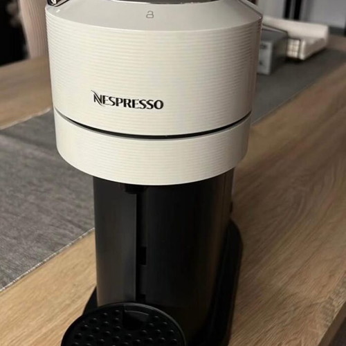 Nespresso Vertuo Next coffee machine, white