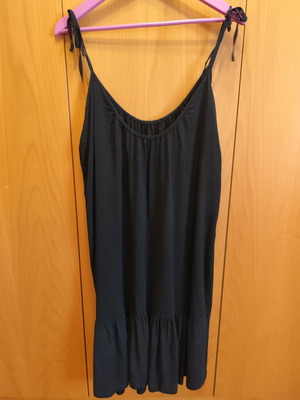 Zara black airy dress one size like new, 100% viscose