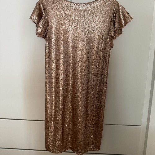 Short dress with sequins in pink gold, like new