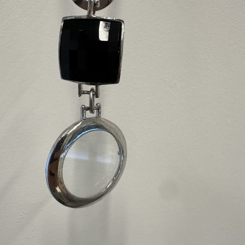 Women's silver necklace with black stone