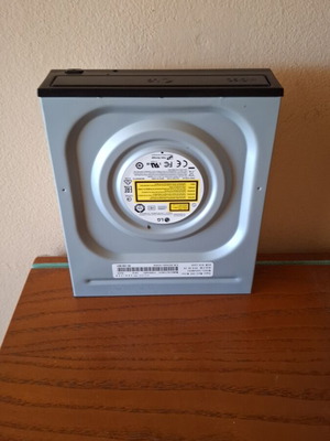 LG Internal CD/DVD Writer/Reader for Desktop like new Black
