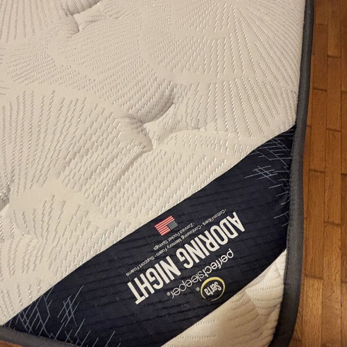 IKEA Double Bed 160x200 with SERTA Adoring Night Mattress like new