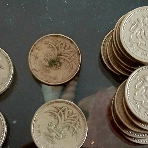 One pound England like new, pack of 16 pieces 1983-1986