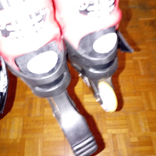 Rollers almost like new with extended base size 37-41, neutral color