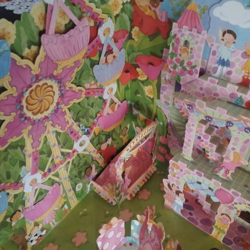 Luna Park interactive 3D book by Maggie Bateson and Louise Comfort