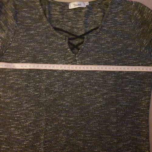 Toi&Moi blouse like new, gray, cross front design, sizes M and L