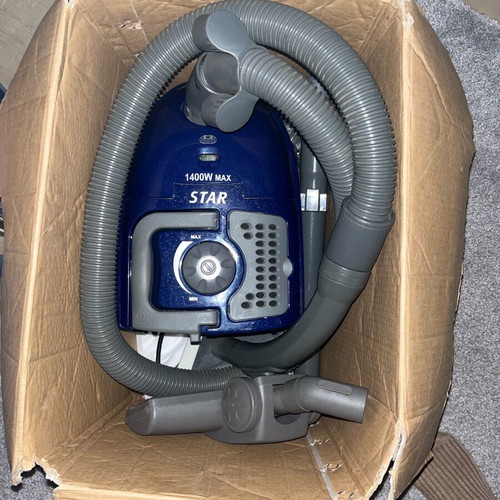 Star vacuum cleaner 1400W Max like new