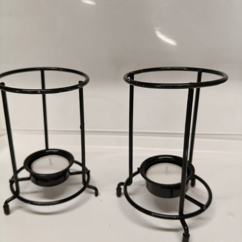 Set of 2 modern tealight candle holders like new