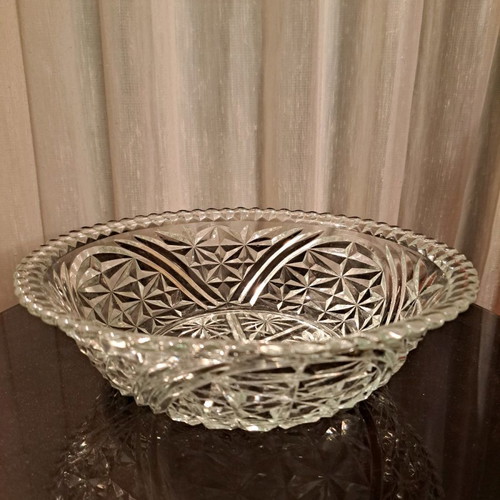 Glass platter used with designs