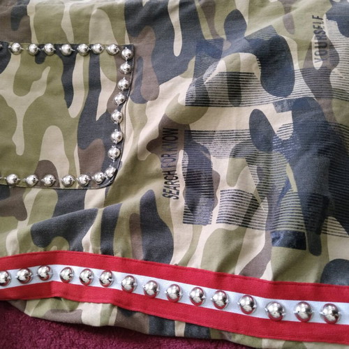 Cotton women's camouflage shirt with studs and black mesh like new