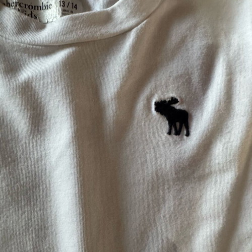 Abercrombie & Fitch T-shirts used, for kids 10-12 years, size 140 cm
