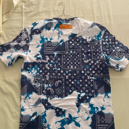 Branded blouse new, size Medium