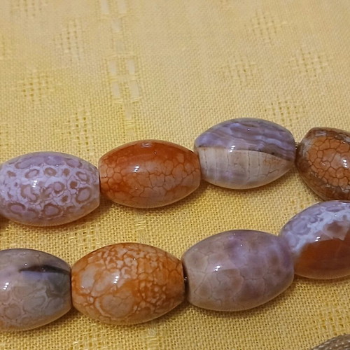 Agate worry beads used, scaly rare semi-precious stones