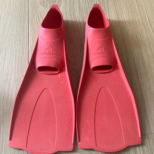 Majorca fins used, size 28-30, in very good condition